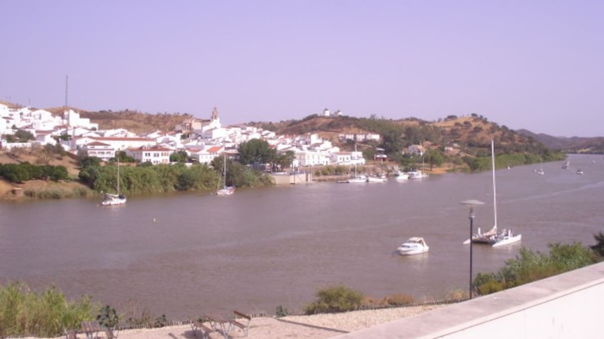 Portugal pide colaboración a España tras la muerte de un agente en el Guadiana embestido por una embarcación