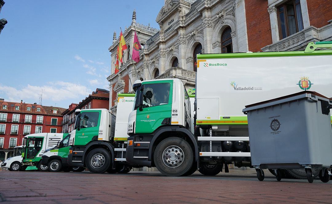Vehículos del Servicio Municipal de Limpieza de Valladolid
