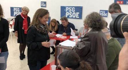 Inés Rey, en el momento de la votación