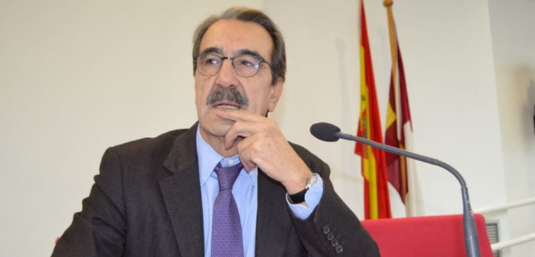 Emilio Ontiveros, presidente del Consejo Social de la UCLM, que aboga por que la Universidad obtenga más recursos externos y privados