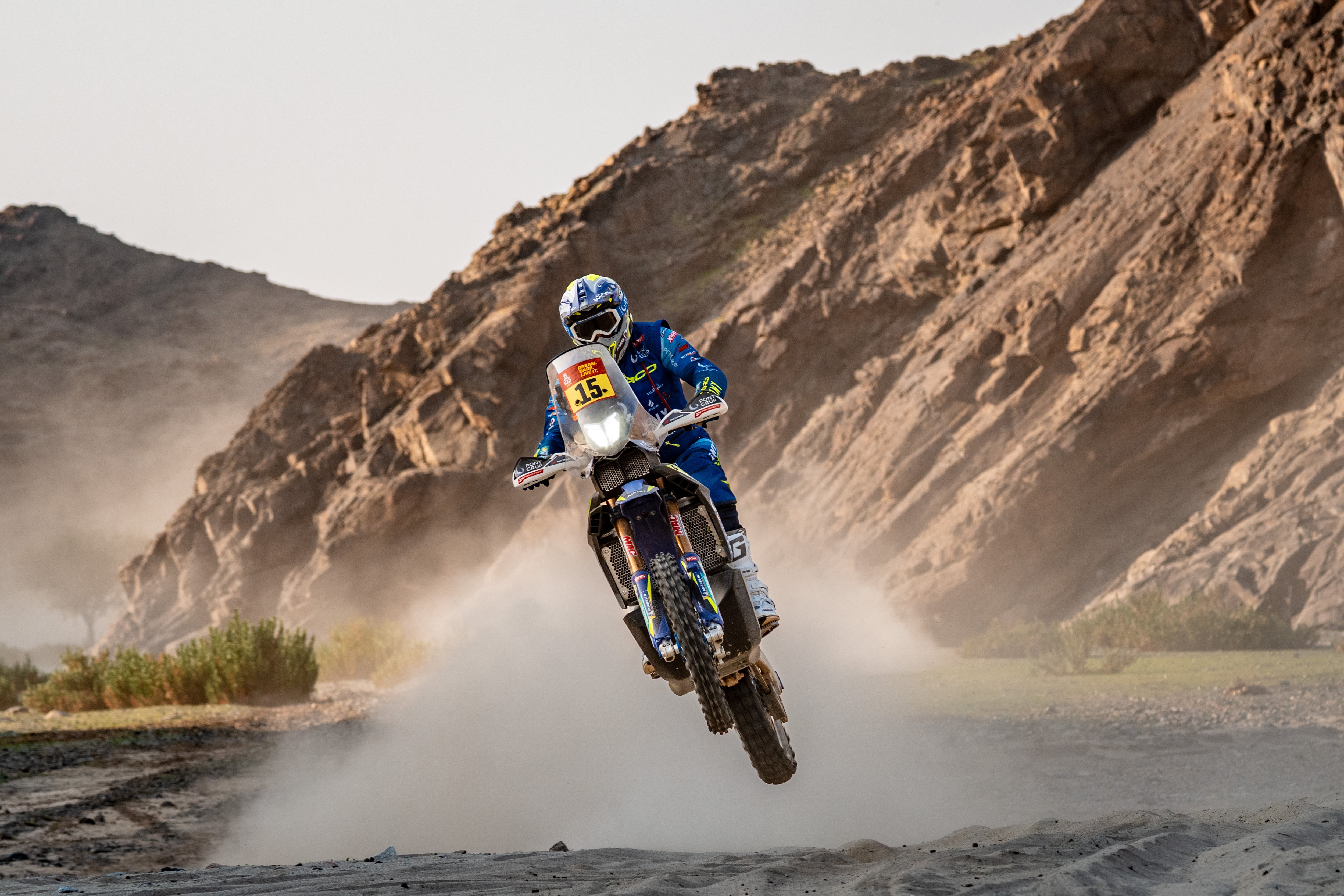 Lorenzo Santolino, durante la primera etapa del rally Dakar 2026/Sherco