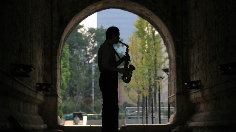 Músico callejero en Richmond, Virginia