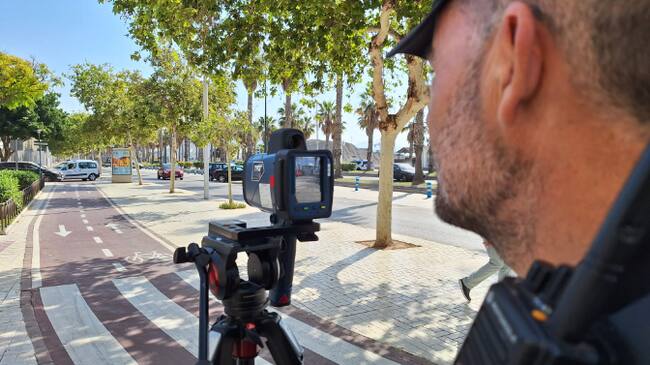 82 denuncias y 7 inmovilizaciones: balance de la campaña de control de patinetes en Málaga