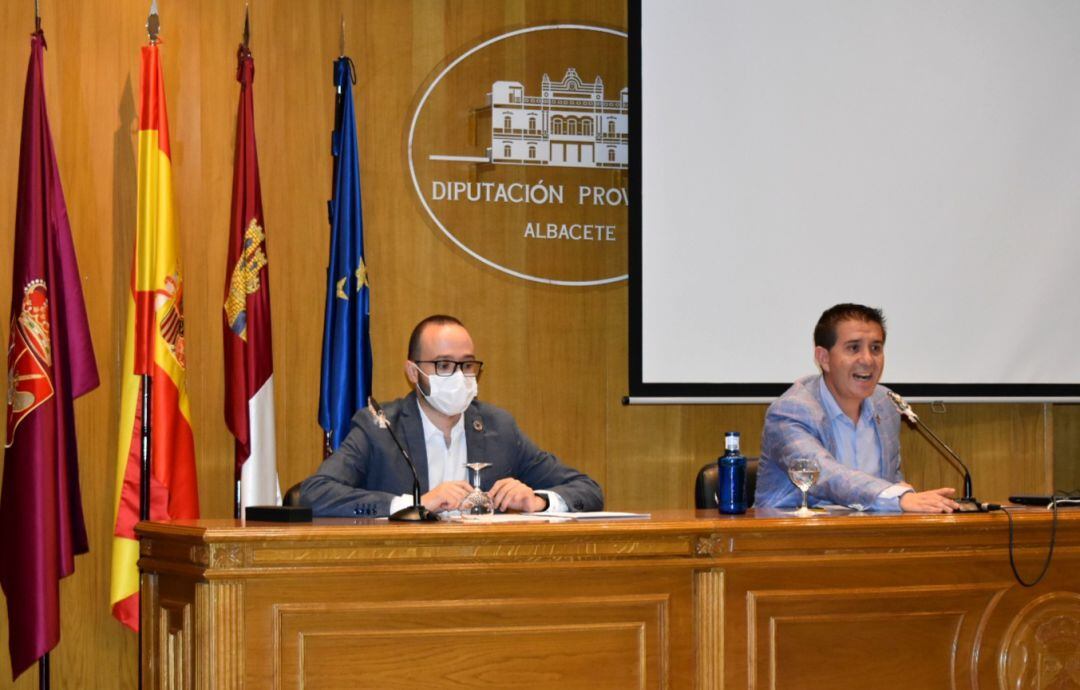 Fran Varela y Santiago Cabañero en rueda de prensa