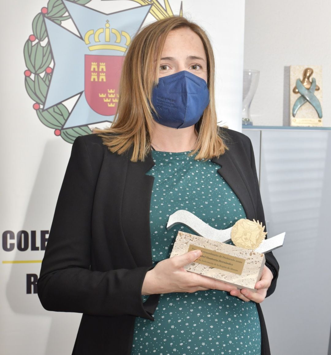 Isabel Hontoria Hernández, enfermera colegiada y Premio Coemur de Doctorado 2020