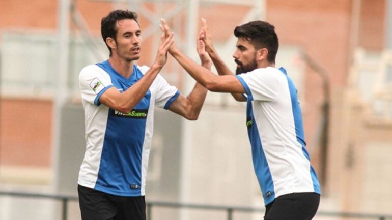 David Mainz y José Gaspar celebran uno de los goles marcados al Andorra CF