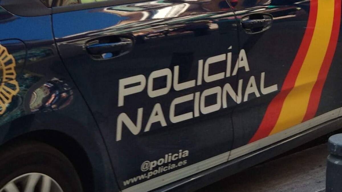 La Policía desaloja una discoteca de Cádiz por superar el aforo