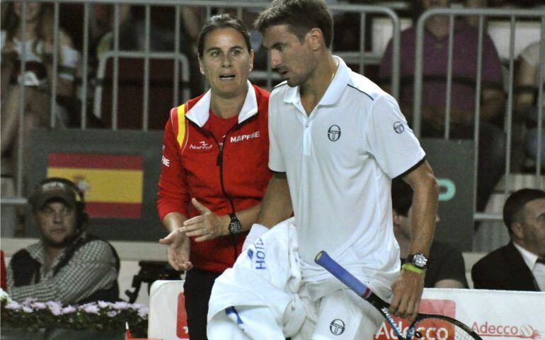 Conchita Martínez y Tommy Robredo, durante el partido del español contra el ruso Andrey Rublev.