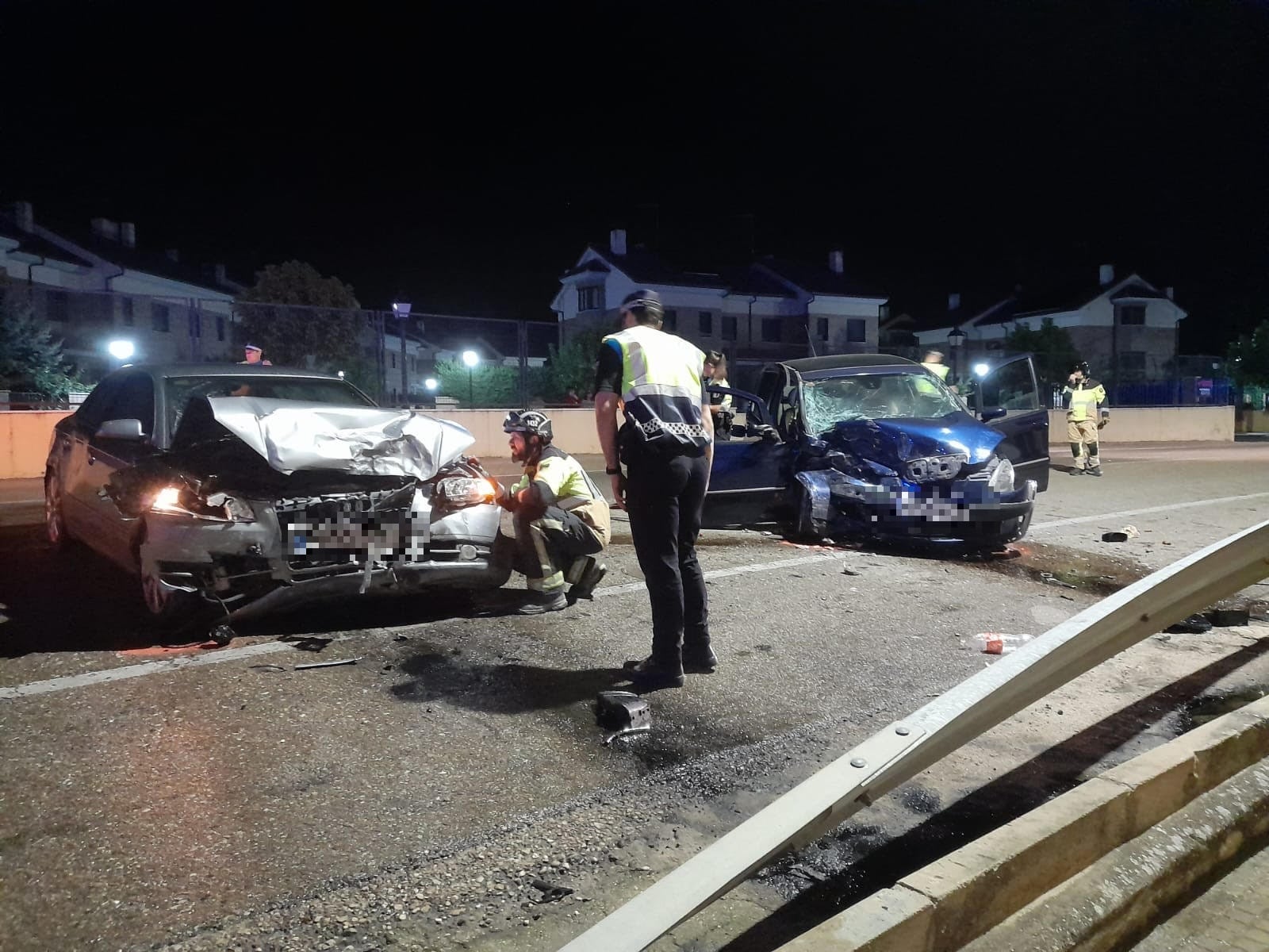 Los vehículos, inspeccionados por la Policía Local