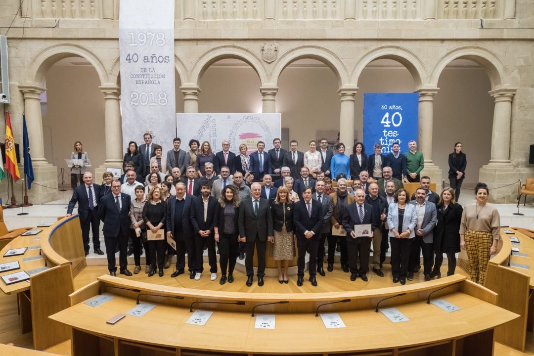 El Parlamento conmemora el 40 aniversario de la Constitución 