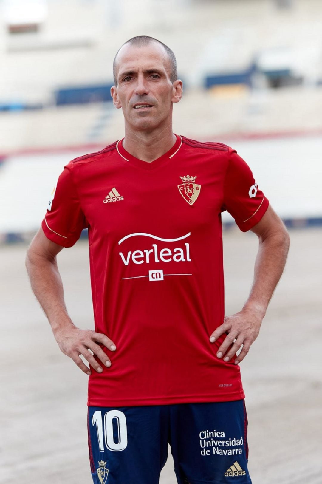 Patxi Puñal en la presentación hace un año de las camisetas del centenario de Osasuna 