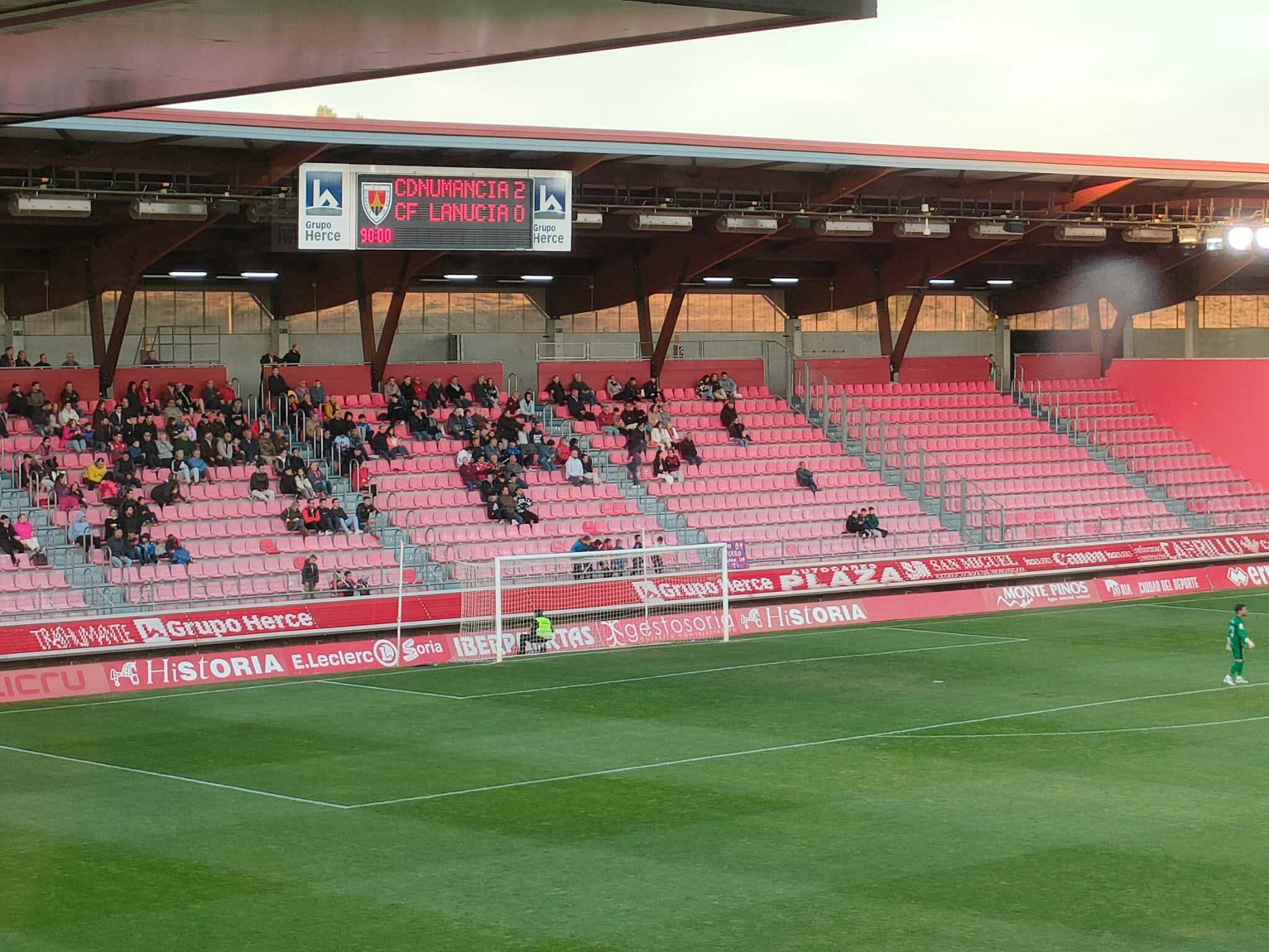 El Numancia logró su primera victoria del curso, 2-0 ante La Nucía.