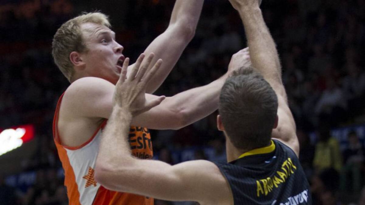 Duelo en la Fonteta por la segunda plaza