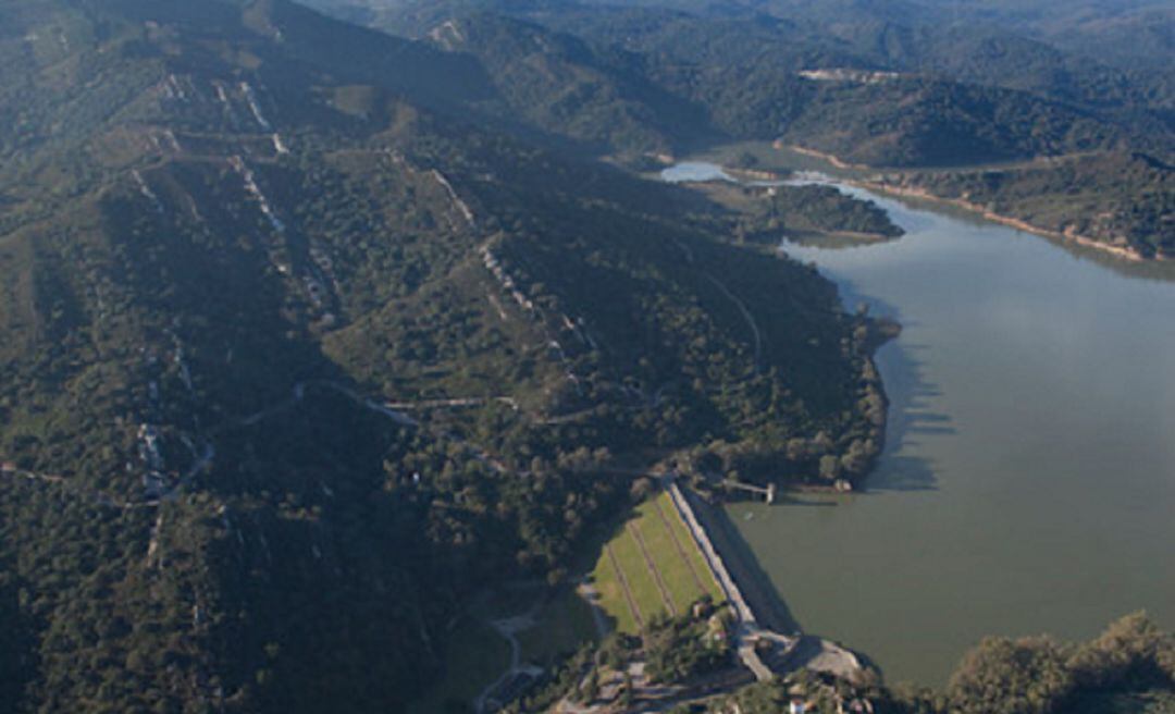Embalse Guadarranque.