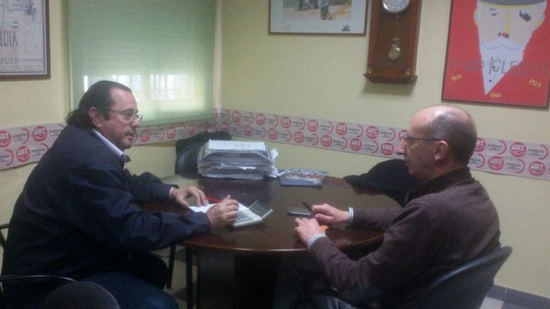 Serrano junto a Triano en la sede de UGT.