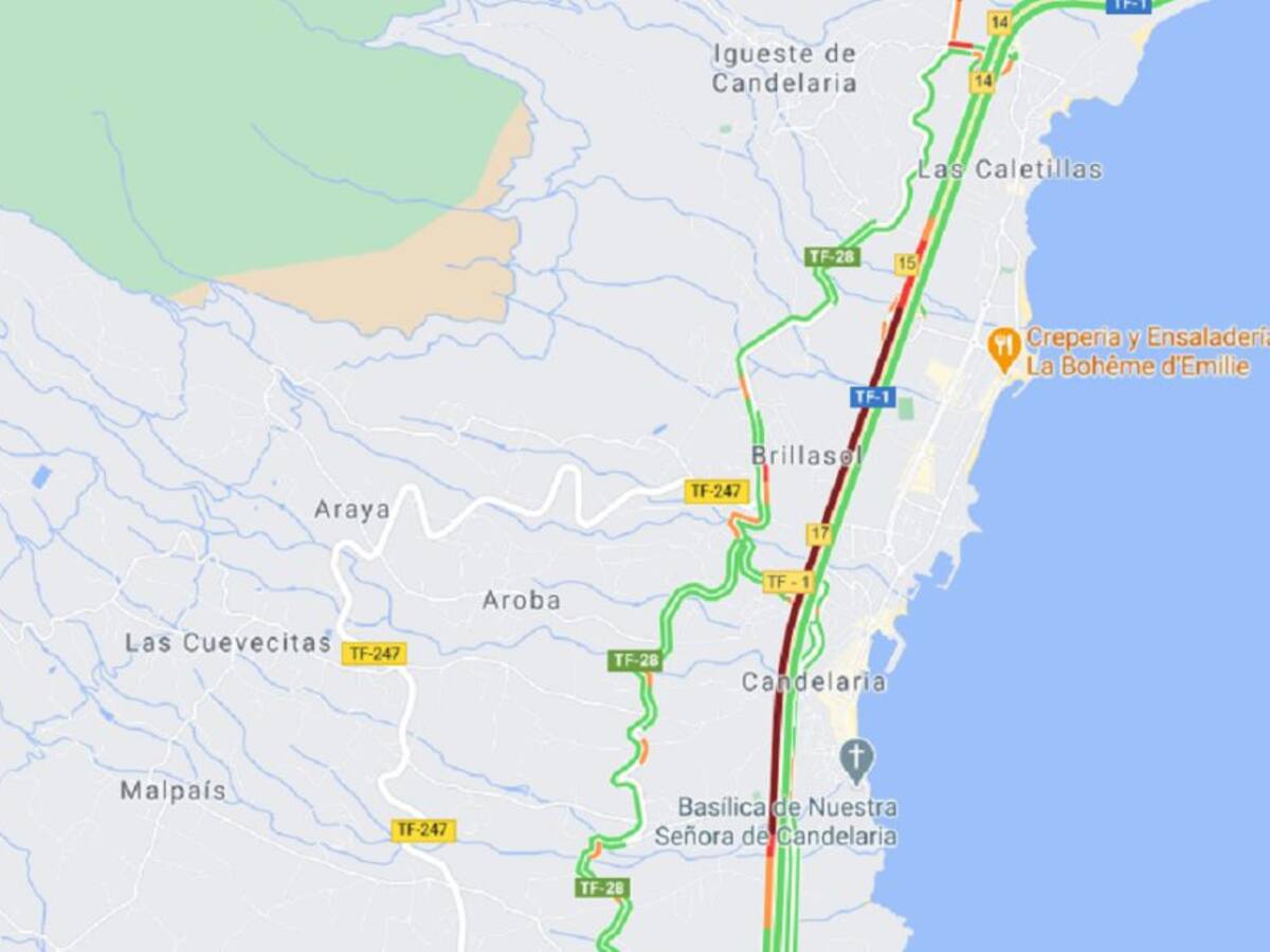 Colapso en la autopista del sur por una colisión en el Polígono de Güímar