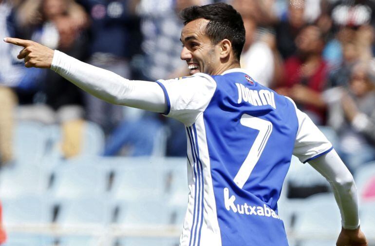 Juanmi celebra el gol de la victoria en Anoeta