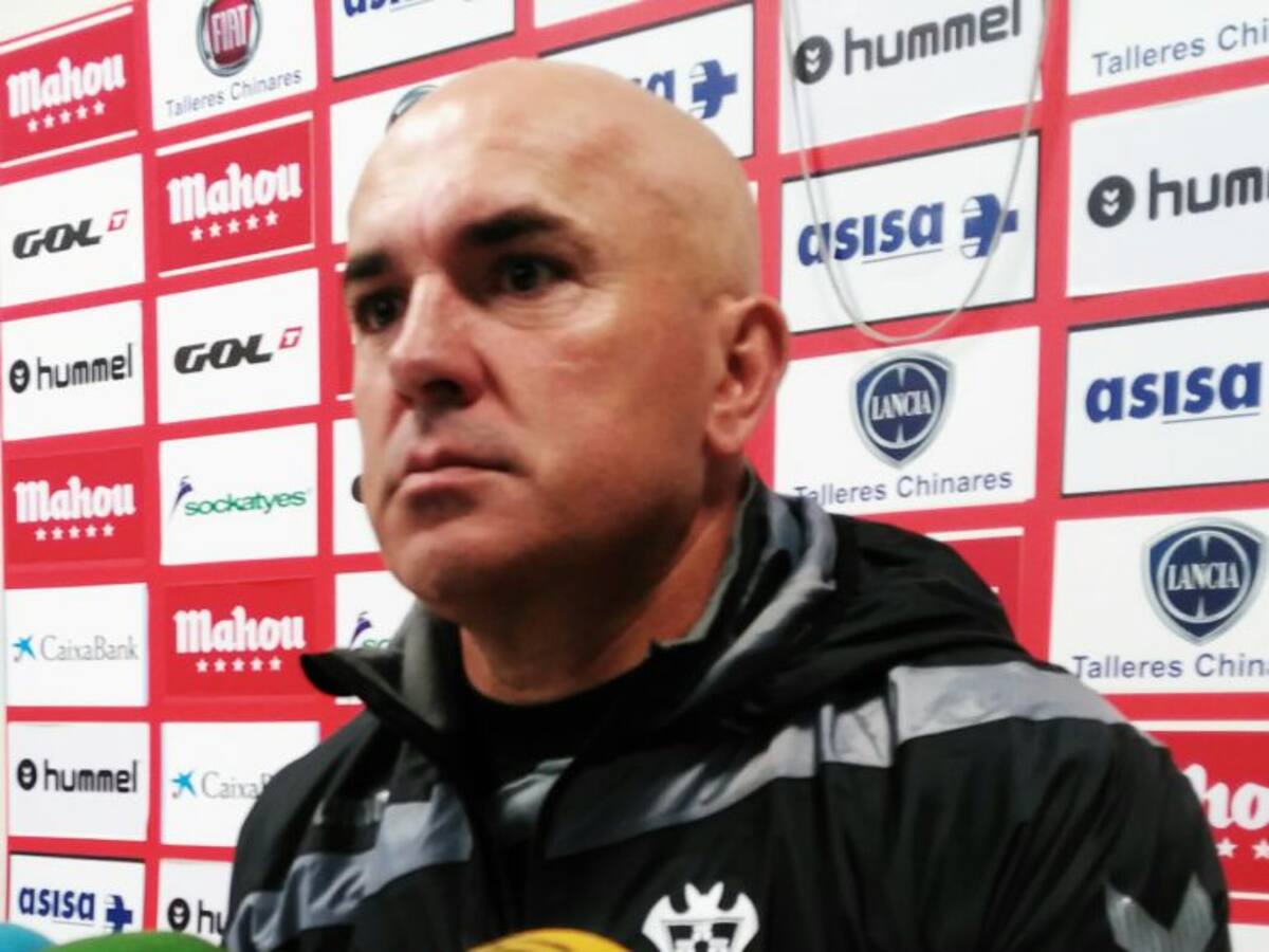 Sampedro reconoce fallos en la finalización de las jugadas ofensivas