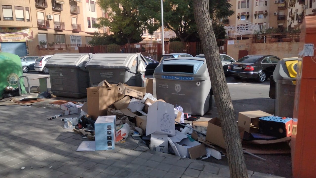 Contenedores de basura en Alicante