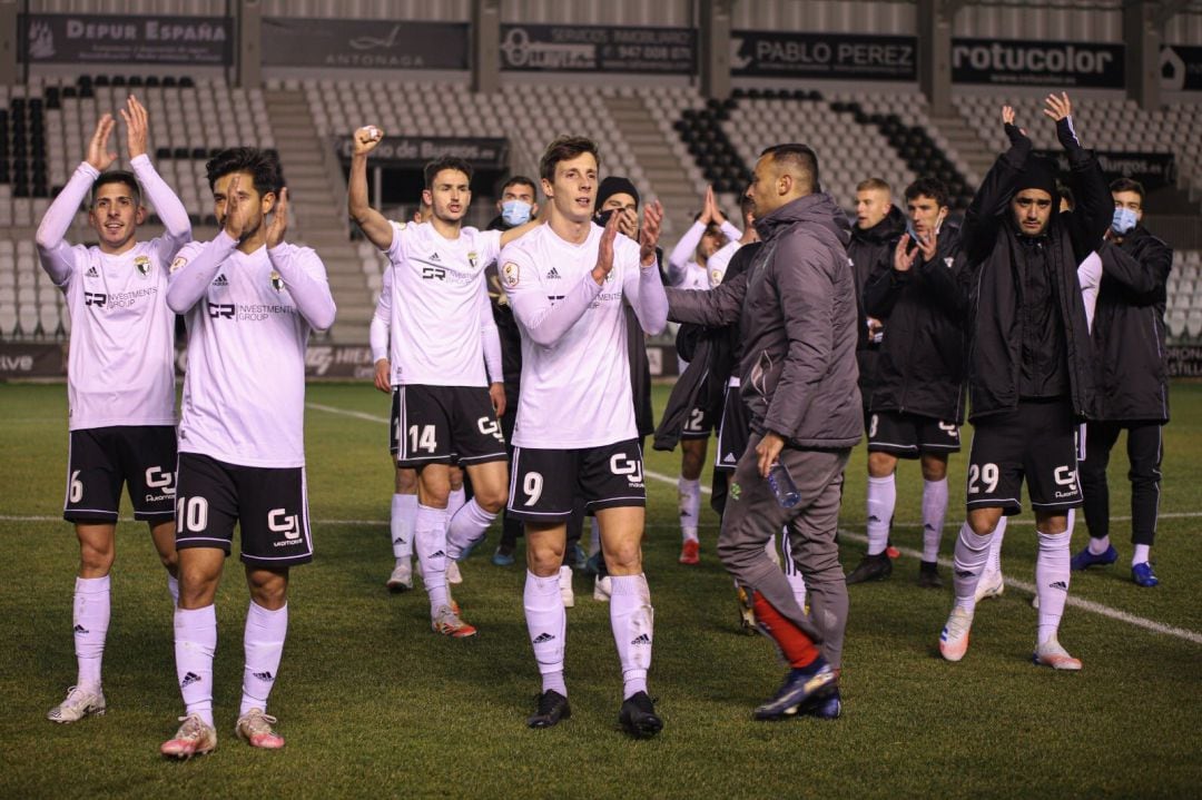 Celebración de la victoria del Burgos C.F.