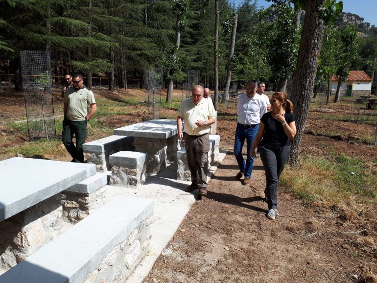 Visita a las mejoras en el entorno natural de las Mimbres.