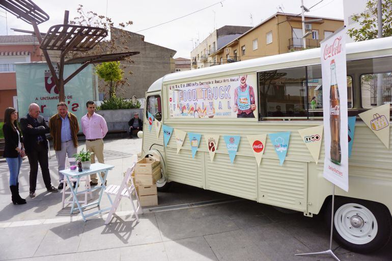 Presentación de la primera ferial Food Truck de Armilla(Granada)