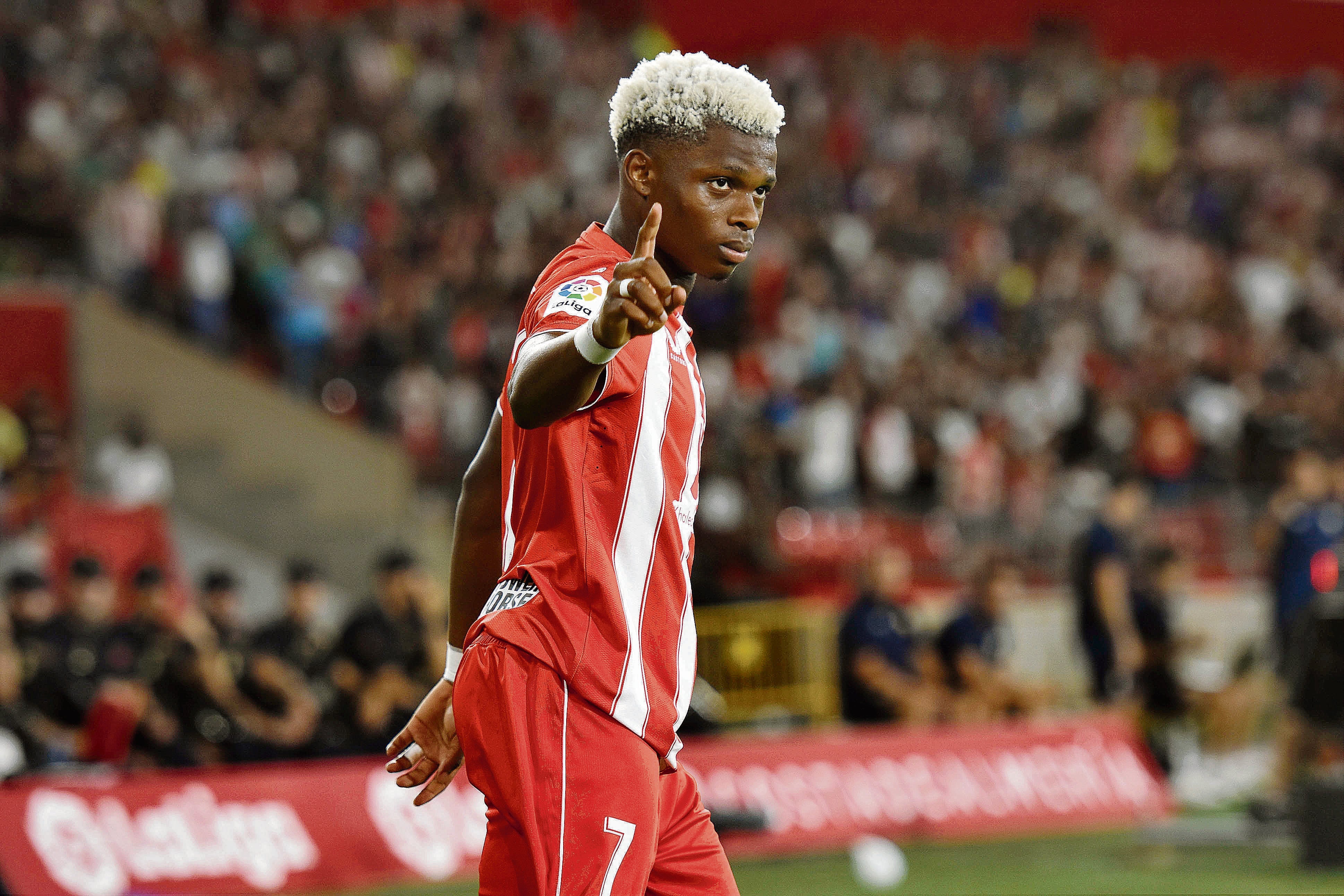Ramazani celebrando su gol al Real Madrid.