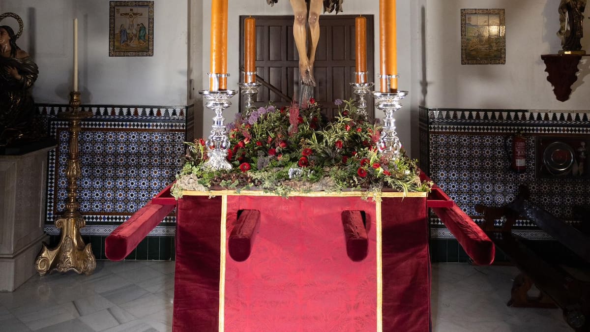 Cruz de Guía: El Cristo de la Buena Muerte de La Hiniesta preside el 51º Vía Crucis de las Cofradías de Sevilla