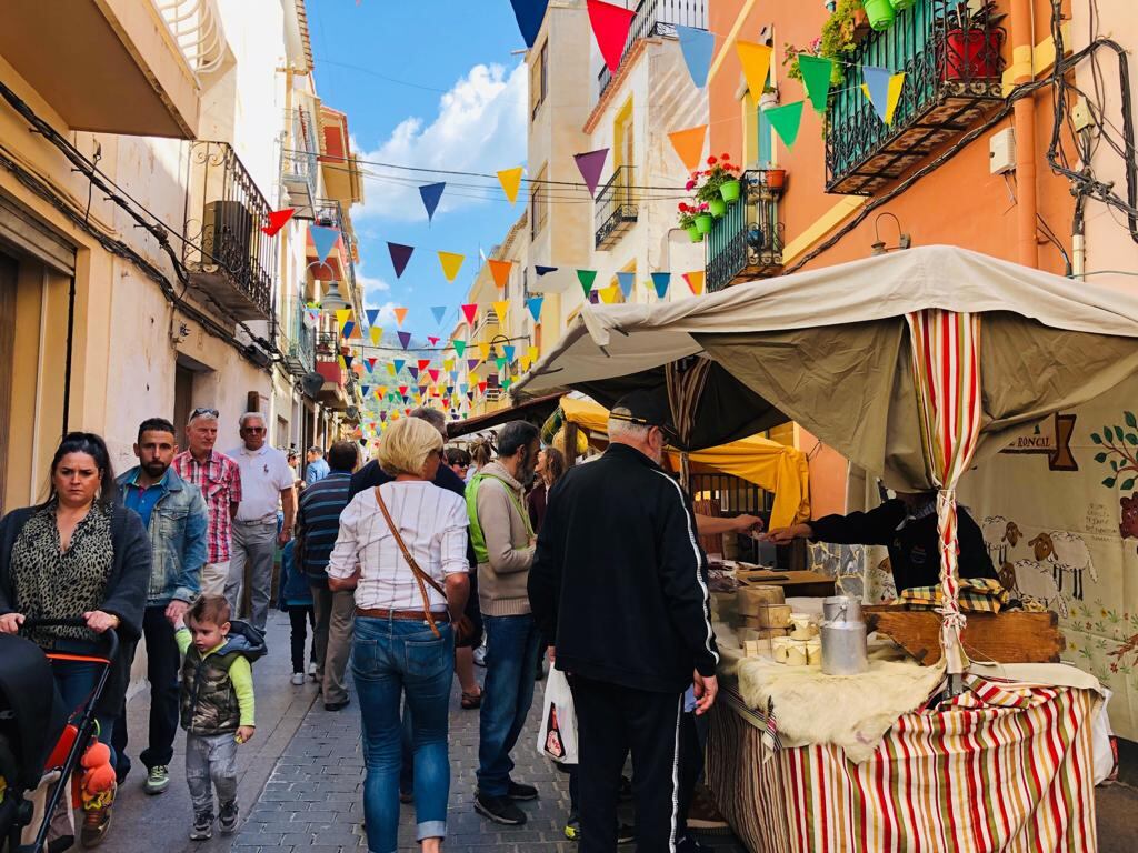 Mercat Gastronòmic i Tradisional / Ayto. de Finestrat