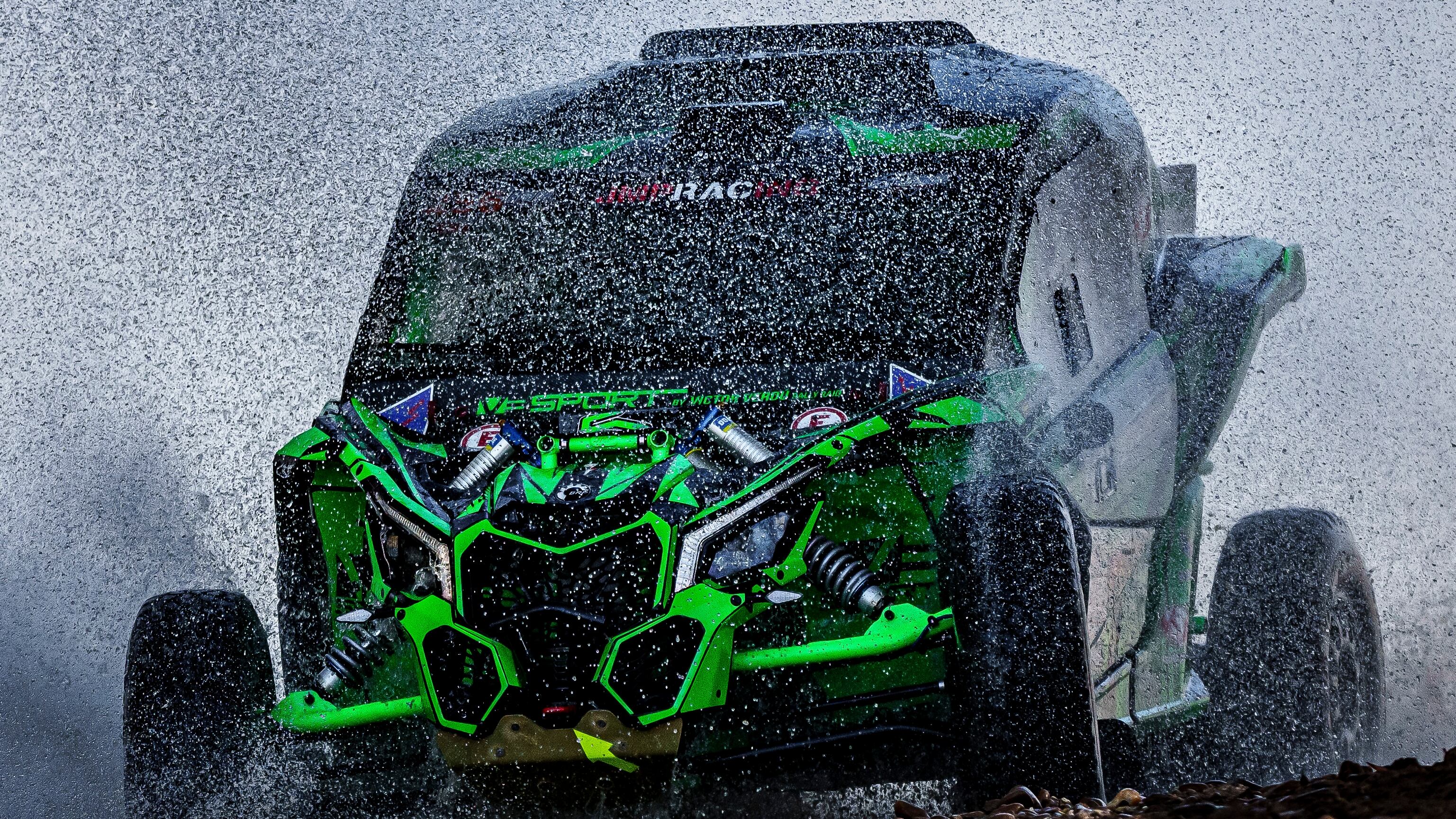 El piloto eldense Victor Verdú sufrió un aparatoso accidente en Badajoz