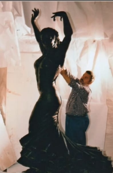 Nacho Falgueras, escultor.