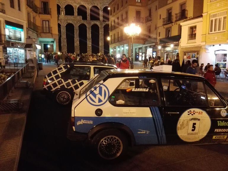 Vehículos clásicos en el Rally Ciudad de Segovia