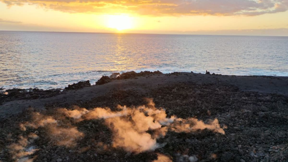 Las asombrosas calas y playas creadas por el volcán de La Palma