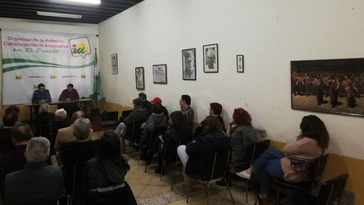 Izquierda Unida pone de plazo hasta el lunes para que De la Encina dimita