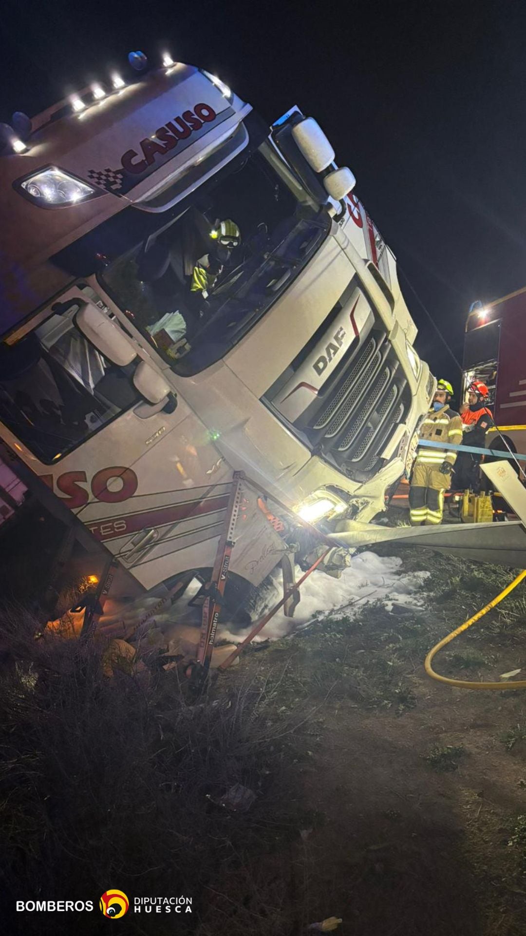 Estado en el que quedó el camión siniestrado, cuyo conductor falleció