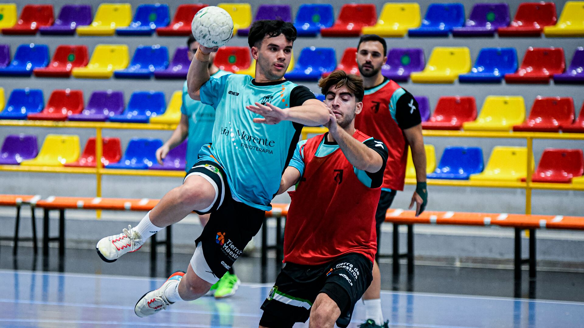 Hugo Solís durante un entrenamiento