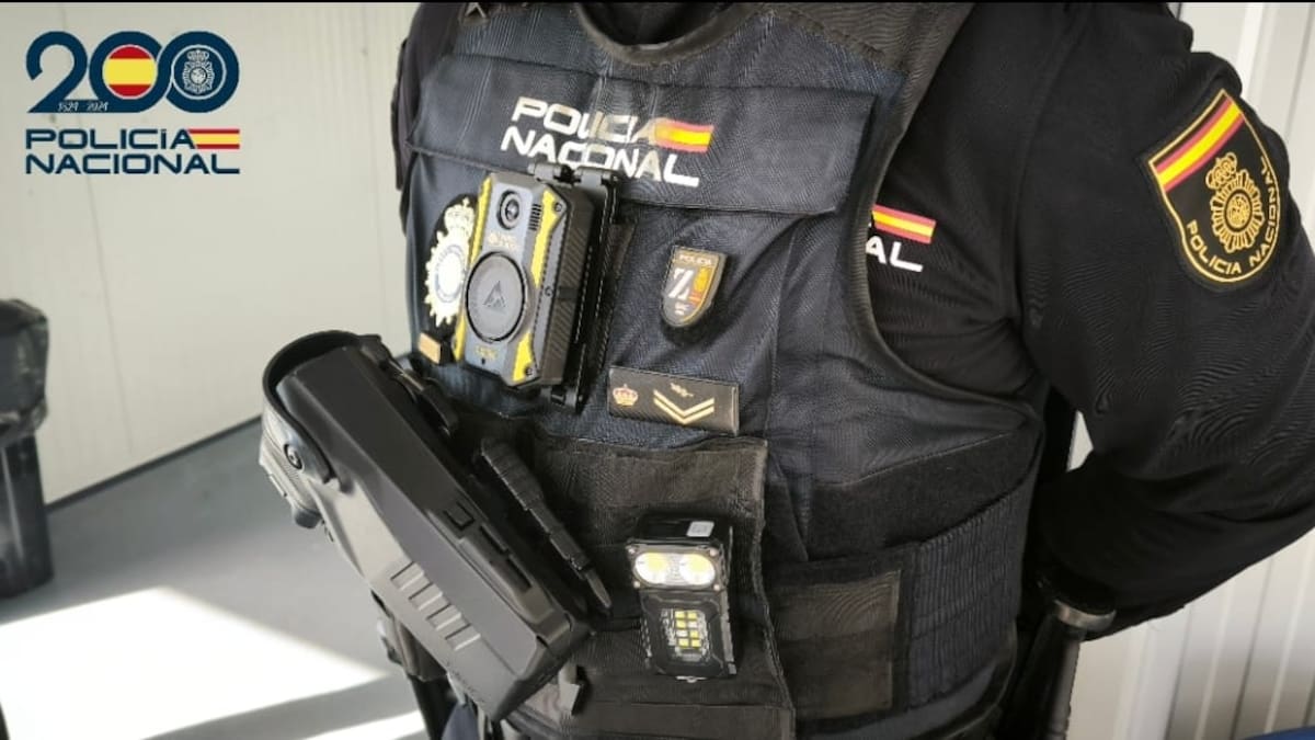 Dos detinguts per tràfic de drogues i furt en un habitatge de Ciutadella