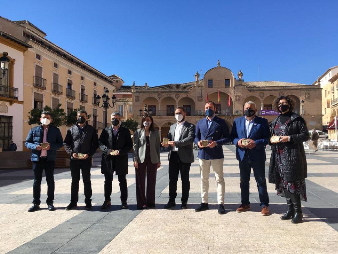 Lorca señaliza con placas de bronce sus siete espacios ligados a la cultura judía.