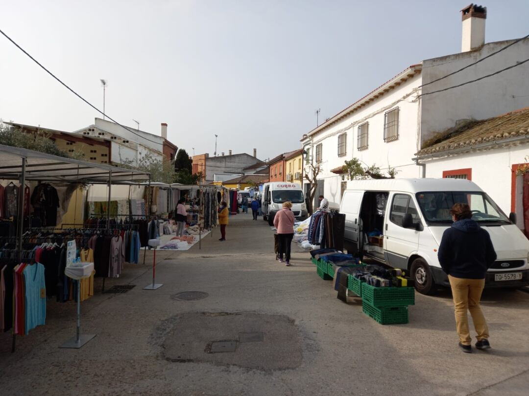 Mercadillo en Alcaudete de la Jara