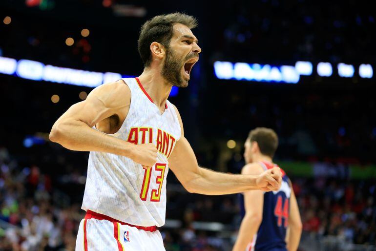 Calderón, durante un partido con los Hawks