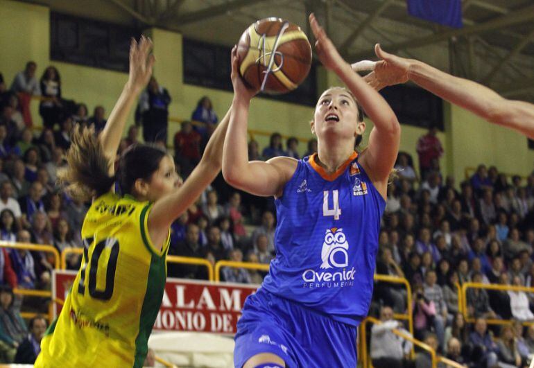 Avenida venció el primer partido de la semifinal