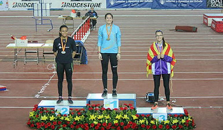 María Romero, se impuso en la final con una marca de 8:83 por delante de Nerea Makoly del CD Colegio Base y de Mireia López