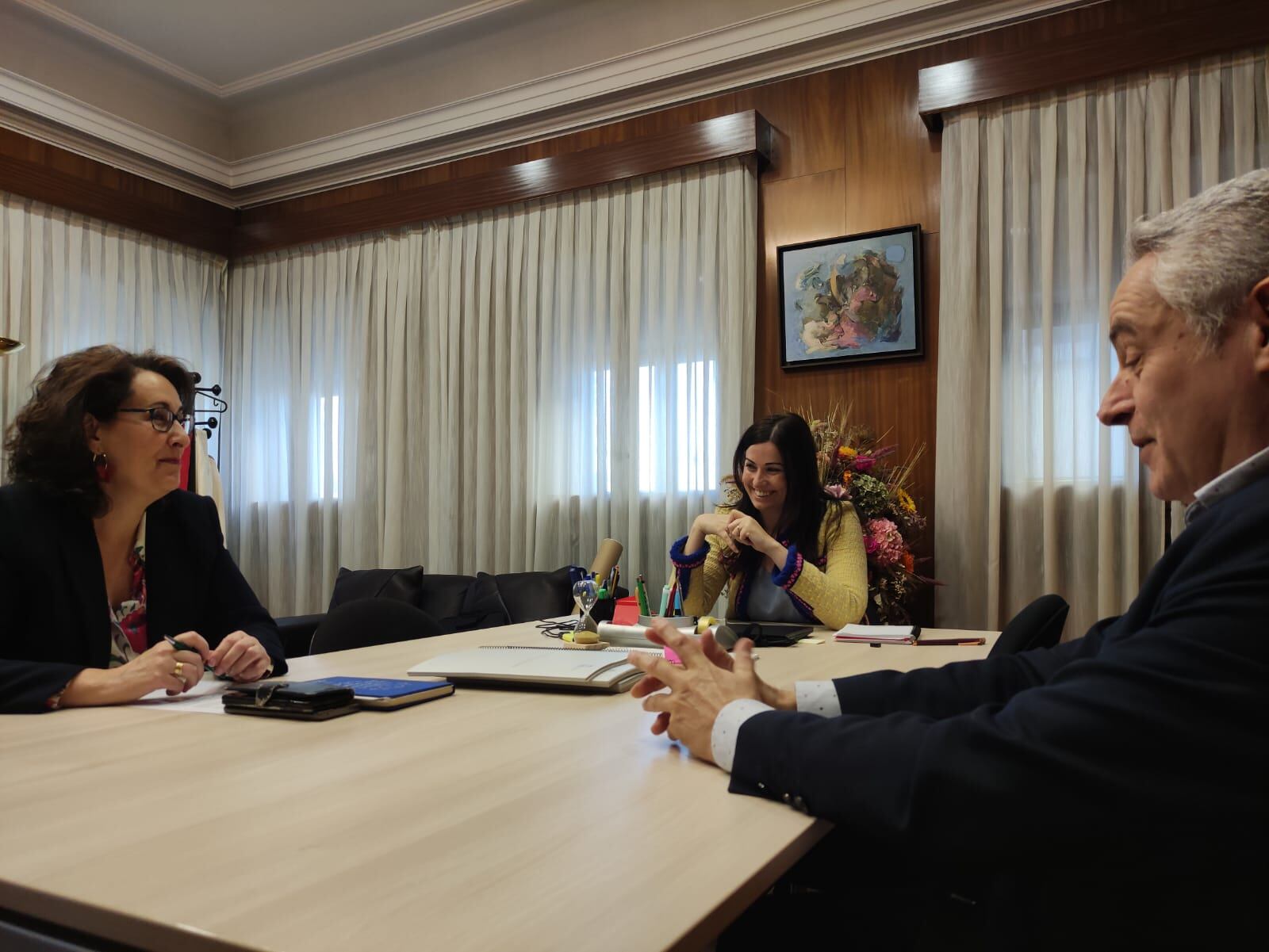 Primera reunión de PP y Vox para cambiar la Zona de Bajas Emisiones