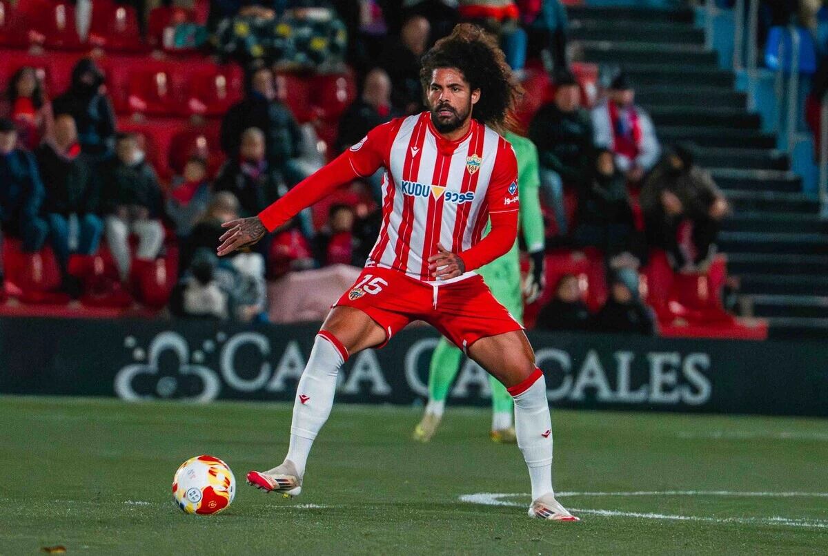 Aridane tuvo su momento en el Almería y lo ha dejado pasar.