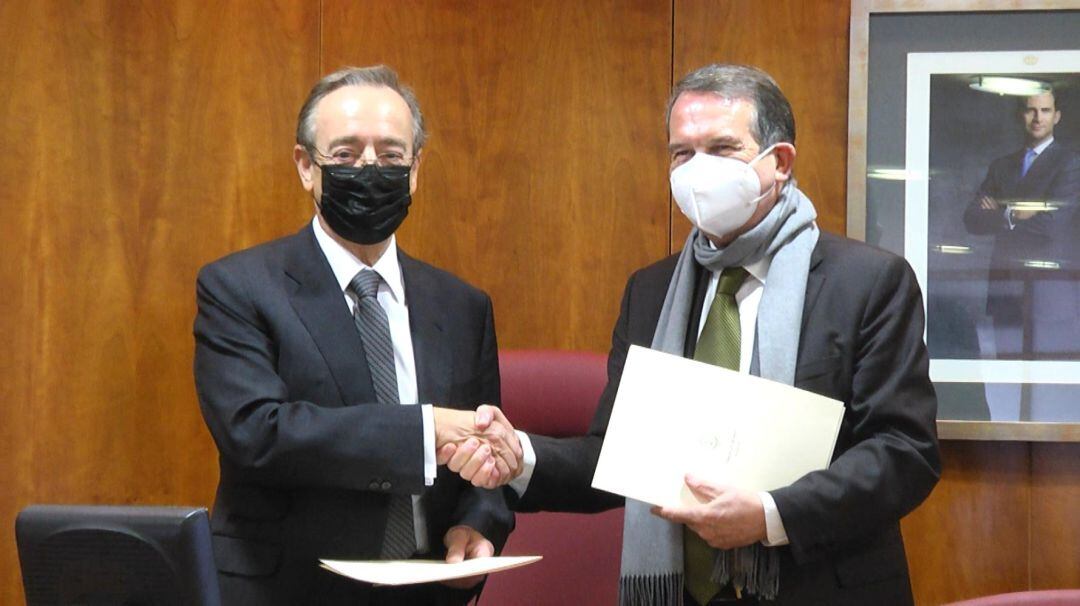 Carlos Macaya, presidente de la Fundación del Corazón, y Abel Caballero, alcalde de Vigo