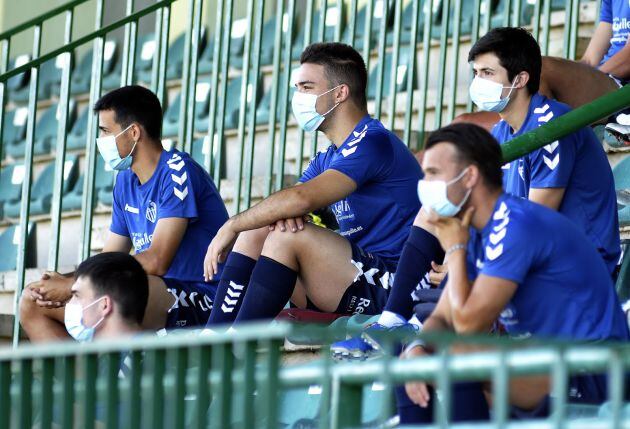 El banquillo gimnástico en la grada cumpliendo con el protocolo de seguridad