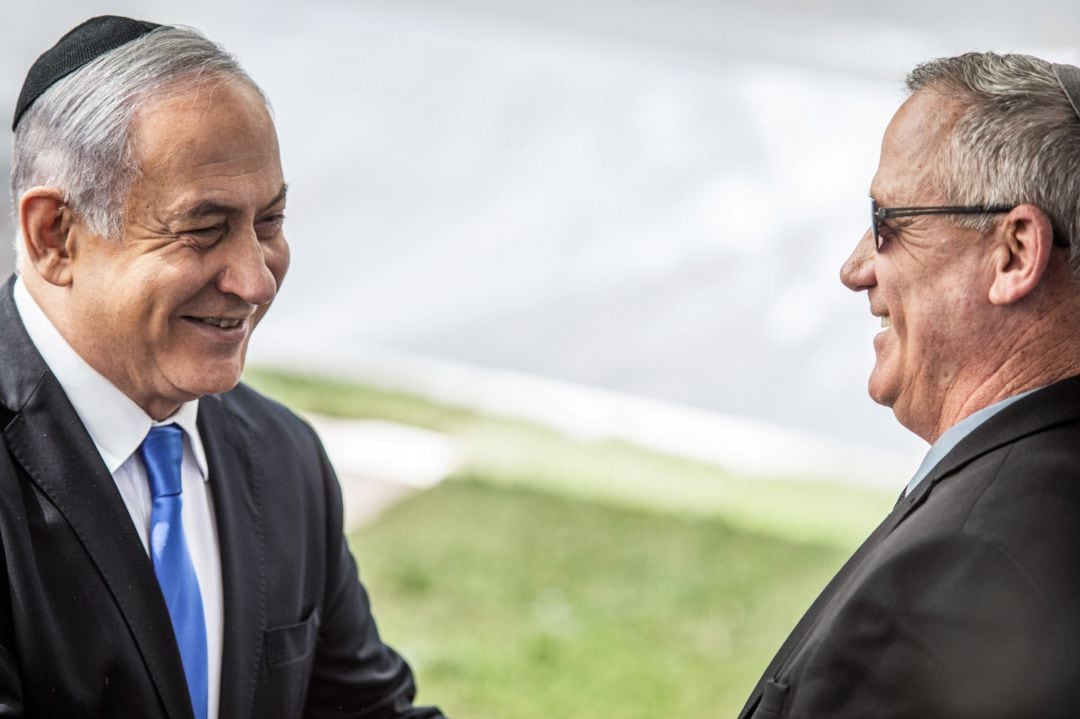 El primer ministro de Israel, Benjamin Netanyahu, y el líder del opositor, Benjamin Gantz