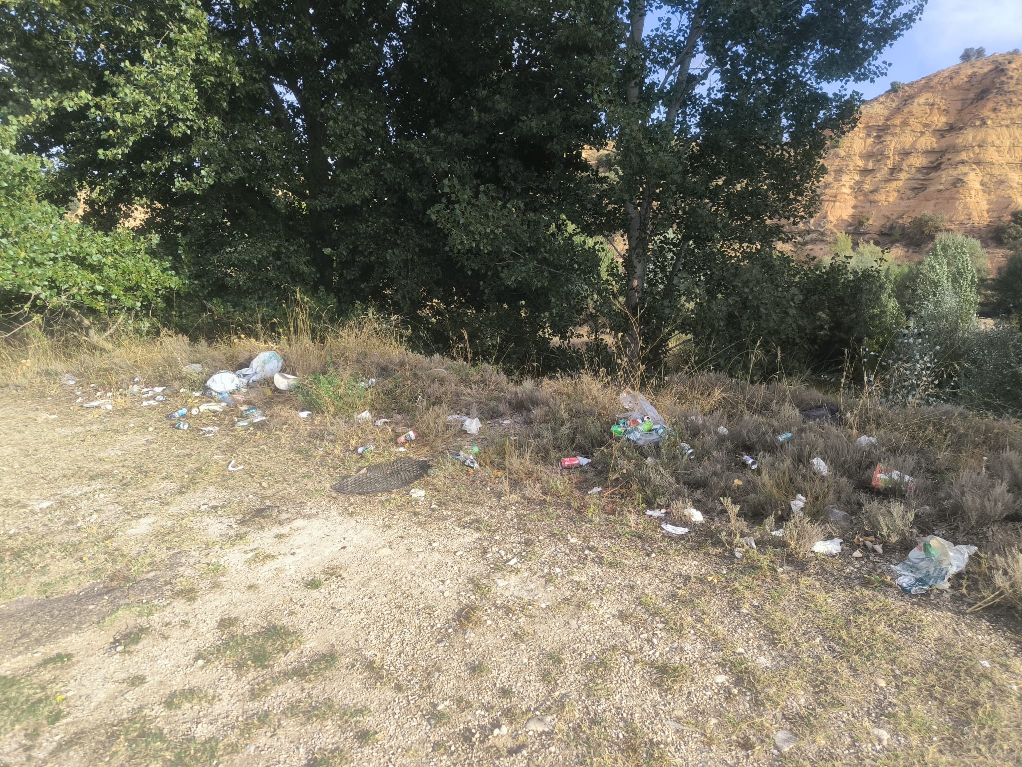 “Se puede disfrutar del río y marcharse sin dejar rastro. El problema es que mucha gente no recoge su basura".