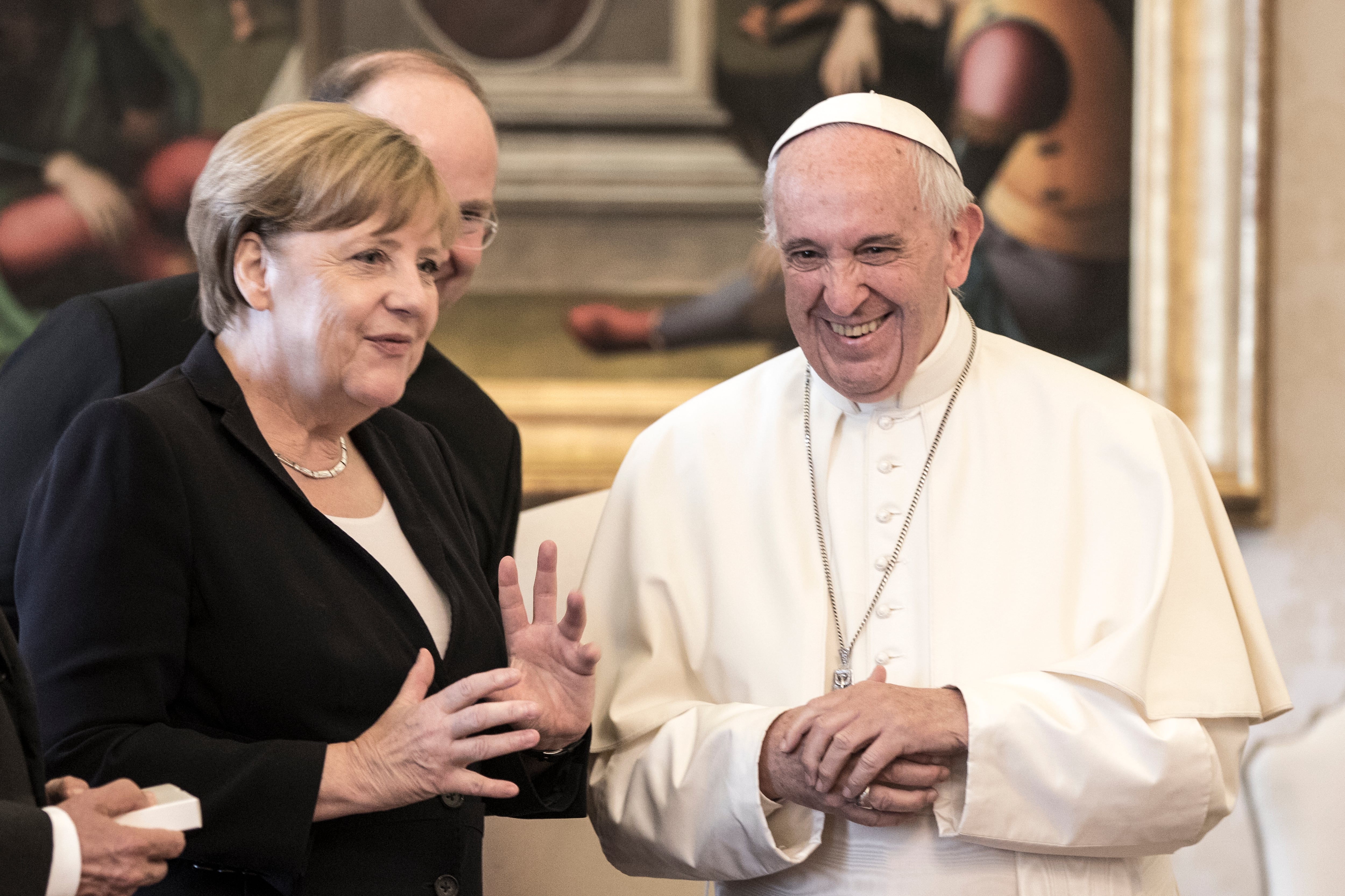 Angela Merkel junto al papa Francisco en una foto de archivo