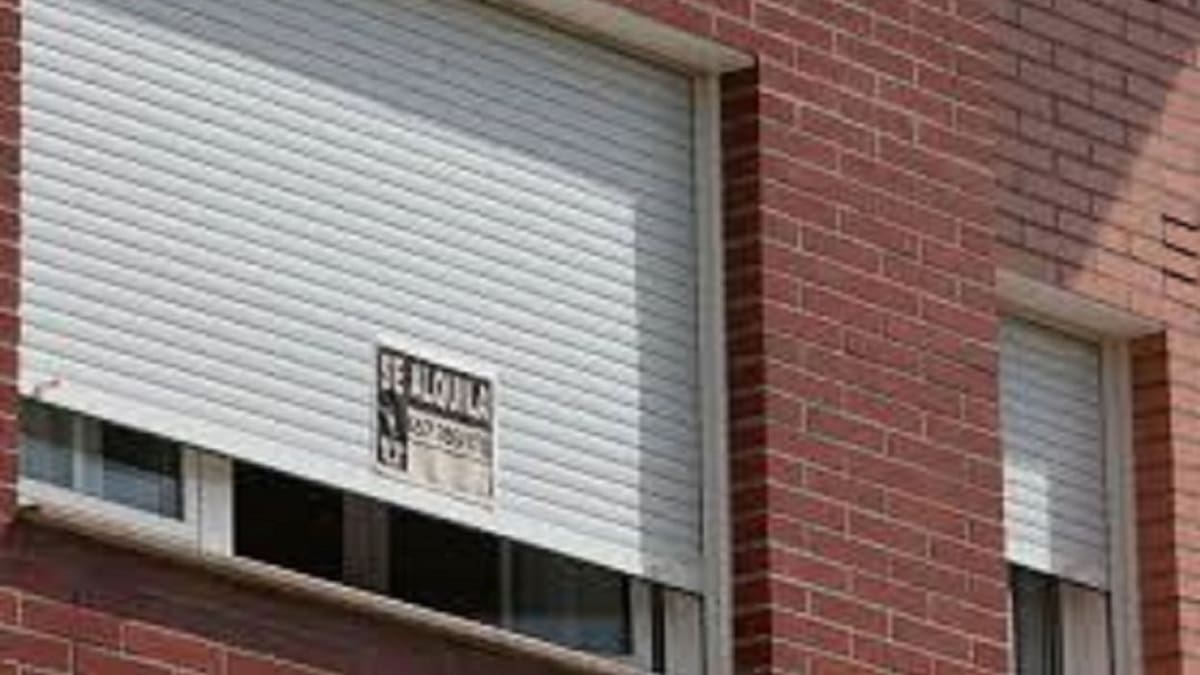 La Pimeef pide a las instituciones "leyes para que los pisos vacíos de Ibiza salgan al mercado"